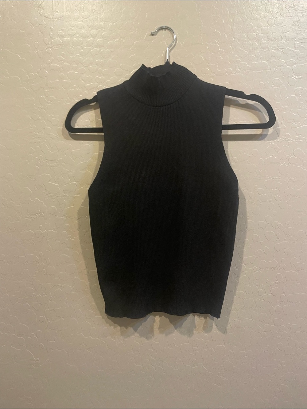 iris Black Ribbed Sleeveless Mock Neck Tank